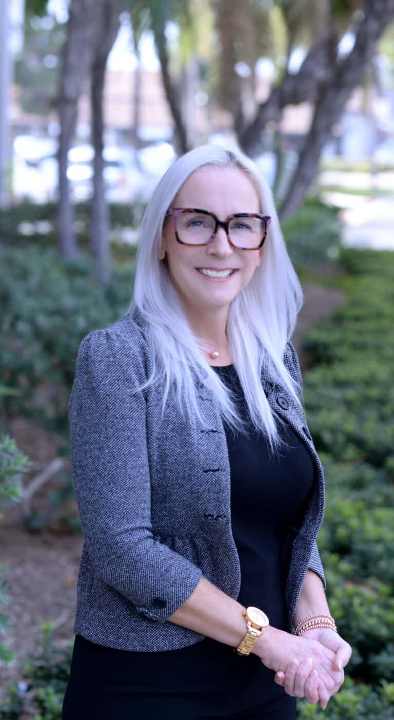 Julie Morgan Hernandez 768x1404